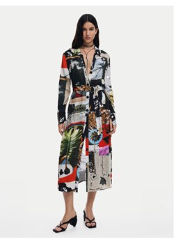 Desigual Sukienka koszulowa Collage 25SWVW45 Kolorowy Regular Fit ze sklepu MODIVO w kategorii Sukienki - zdjęcie 183652753