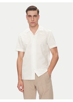 Baldessarini Koszula B3 76001.3703 Biały Regular Fit ze sklepu MODIVO w kategorii Koszule męskie - zdjęcie 183660233