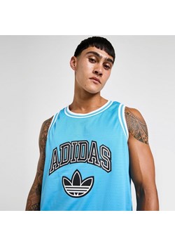 ADIDAS TANK VARSITY BB TANK ze sklepu JD Sports  w kategorii T-shirty męskie - zdjęcie 183661661