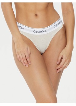 Calvin Klein Underwear Stringi 0000F3786E Beżowy - id: 0000304076244 - marki Calvin Klein Underwear - 183669462 Calvin Klein Underwear Stringi 0000F3786E Beżowy ze sklepu MODIVO w kategorii Majtki damskie - zdjęcie 183669462