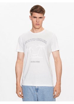 Jack&Jones T-Shirt Summer 12222921 Biały Regular Fit ze sklepu MODIVO w kategorii T-shirty męskie - zdjęcie 183669631