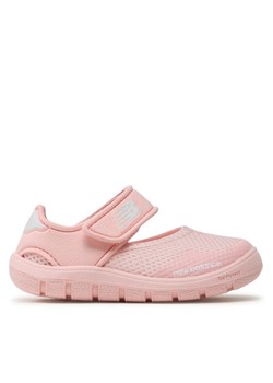 Sandały New Balance IO208SA2 Różowy ze sklepu eobuwie.pl w kategorii Półbuty dziecięce - zdjęcie 183672602
