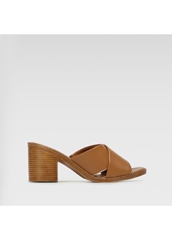 Klapki Lasocki ARC-2289-03 ze sklepu ccc.eu w kategorii Klapki damskie - zdjęcie 183675990