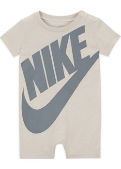 Rampers Futura dla niemowląt Nike (0-9 M) - Brązowy ze sklepu Nike poland w kategorii Odzież dla niemowląt - zdjęcie 183677414