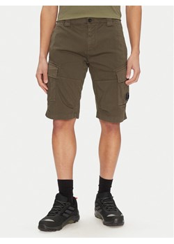 C.P. Company Szorty materiałowe 18CMBE116A005694G Zielony Regular Fit ze sklepu MODIVO w kategorii Spodenki męskie - zdjęcie 183678873