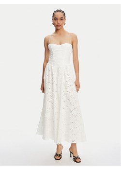 BARDOT Sukienka koktajlowa Estie 59786DB2 Biały Regular Fit ze sklepu MODIVO w kategorii Sukienki - zdjęcie 183683872