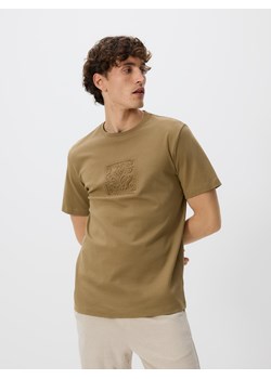 Reserved - T-shirt regular z aplikacją - oliwkowy ze sklepu Reserved w kategorii T-shirty męskie - zdjęcie 183686402