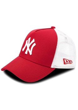 Czapka z daszkiem New Era Clean Trucker 2 Ney 11588488 Czerwony ze sklepu eobuwie.pl w kategorii Czapki z daszkiem męskie - zdjęcie 183687621
