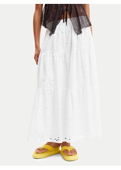Desigual Spódnica maxi Vicenza 24SWFW05 Biały Regular Fit - id: 0000303777456 - marki Desigual - 183689220 Desigual Spódnica maxi Vicenza 24SWFW05 Biały Regular Fit ze sklepu MODIVO w kategorii Spódnice - zdjęcie 183689220