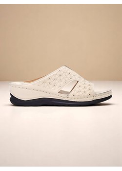 Royalfashion Damskie klapki na grubszej podeszwie Nova Step ze sklepu royalfashion.pl w kategorii Klapki damskie - zdjęcie 183692680