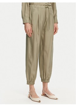 Marella Spodnie materiałowe Abetaia 2513131095 Zielony Relaxed Fit ze sklepu MODIVO w kategorii Spodnie damskie - zdjęcie 183701080