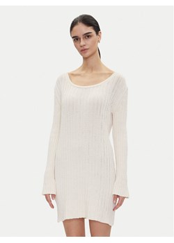 PINKO Sukienka dzianinowa 105301 A2N7 Écru Regular Fit ze sklepu MODIVO w kategorii Sukienki - zdjęcie 183701233