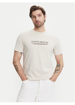 Tommy Hilfiger T-Shirt Brand Love MW0MW40324 Beżowy Regular Fit ze sklepu MODIVO w kategorii T-shirty męskie - zdjęcie 183706573