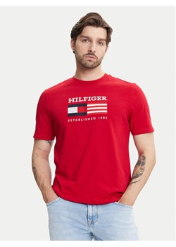 Tommy Hilfiger T-Shirt American Monotype MW0MW39843 Czerwony Regular Fit ze sklepu MODIVO w kategorii T-shirty męskie - zdjęcie 183706630