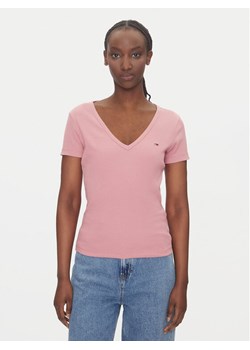 Tommy Jeans T-Shirt Essential DW0DW17385 Różowy Slim Fit ze sklepu MODIVO w kategorii Bluzki damskie - zdjęcie 183706652