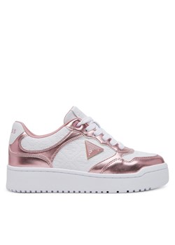 Guess Sneakersy FLJMI6 FAL12 Różowy ze sklepu MODIVO w kategorii Buty sportowe damskie - zdjęcie 183737191