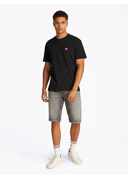 TOMMY JEANS Koszulka w kolorze czarnym ze sklepu Limango Polska w kategorii T-shirty męskie - zdjęcie 183739332