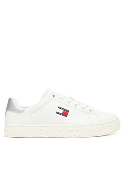 Sneakersy Tommy Jeans Tjw Logo Outsole Sneaker Ess EN0EN02703 Écru ze sklepu eobuwie.pl w kategorii Buty sportowe damskie - zdjęcie 183747470