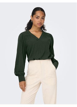 ONLY Bluzka 15303748 Zielony Regular Fit ze sklepu MODIVO w kategorii Bluzki damskie - zdjęcie 183754344