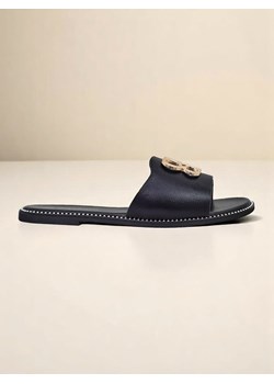 Royalfashion Damskie klapki na płaskiej podeszwie Aura Gold ze sklepu royalfashion.pl w kategorii Klapki damskie - zdjęcie 183754504