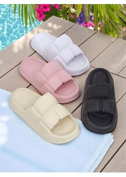 Royalfashion Damskie klapki na płaskiej podeszwie Summer Glide ze sklepu royalfashion.pl w kategorii Klapki damskie - zdjęcie 183762800