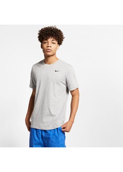 Męski T-shirt do fitnessu Nike Dri-FIT - Szary ze sklepu Nike poland w kategorii T-shirty męskie - zdjęcie 183775064