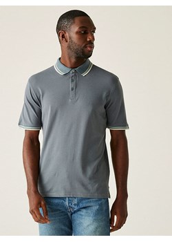 Regatta Koszulka polo &quot;Adryan&quot; w kolorze szarym ze sklepu Limango Polska w kategorii T-shirty męskie - zdjęcie 183781390