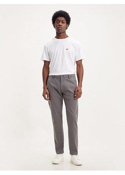Levi's Spodnie chino w kolorze szarym - id: 17094816 - marki Levi's - 183803850 Levi's Spodnie chino w kolorze szarym ze sklepu Limango Polska w kategorii Spodnie męskie - zdjęcie 183803850