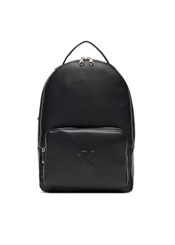 Plecak Calvin Klein Jeans Sculpted Impresssion Slim Backpa LV04K3165G Czarny ze sklepu eobuwie.pl w kategorii Plecaki - zdjęcie 183807441