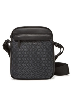 Saszetka Calvin Klein Ck Must Mono Reporter S LV04D3089G Czarny ze sklepu eobuwie.pl w kategorii Saszetki - zdjęcie 183807780