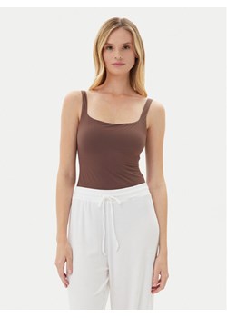 Guess Body O4BM16 KCDE0 Brązowy Slim Fit ze sklepu MODIVO w kategorii Body damskie - zdjęcie 183813152