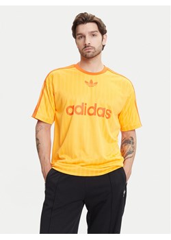 adidas T-Shirt adicolor JP1027 Żółty Loose Fit ze sklepu MODIVO w kategorii T-shirty męskie - zdjęcie 183813153