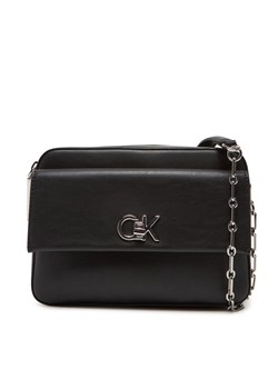 Calvin Klein Torebka Ck Re-Lock Pocket Camera Bag LV04F3102G Czarny ze sklepu MODIVO w kategorii Listonoszki - zdjęcie 183813382