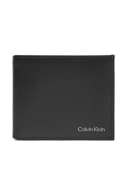 Calvin Klein Portfel męski Ck Smooth Trifold W/ Coin LV04D1103G Czarny ze sklepu MODIVO w kategorii Portfele męskie - zdjęcie 183813772