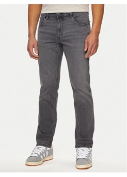 Wrangler Jeansy Greensboro W15Q29Z47 112330502 Szary Straight Leg ze sklepu MODIVO w kategorii Jeansy męskie - zdjęcie 183814241