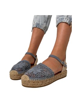 Niebieskie sandały espadryle ażurowe - id: 226592 - marki ButyModne.pl - 183824243 Niebieskie sandały espadryle ażurowe ze sklepu ButyModne.pl w kategorii Espadryle damskie - zdjęcie 183824243
