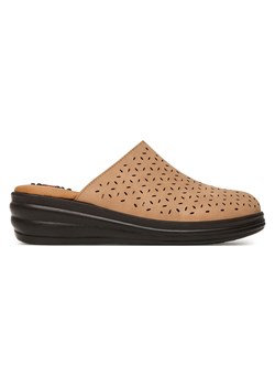 Klapki Go Soft LA3J7701-7 ze sklepu ccc.eu w kategorii Klapki damskie - zdjęcie 183850752