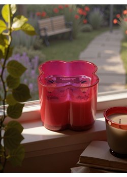 Sinsay - Świeca zapachowa Cashmere Vanilla - różowy ze sklepu Sinsay w kategorii Świece i dyfuzory - zdjęcie 183855133