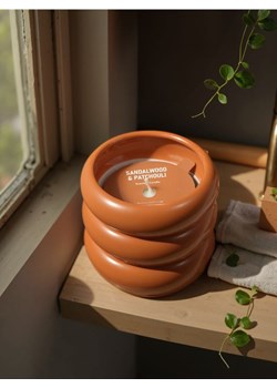 Sinsay - Świeca zapachowa Sandalwood & Patchouli - pomarańczowy ze sklepu Sinsay w kategorii Świece i dyfuzory - zdjęcie 183855142
