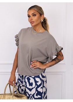 T-SHIRT OVERSIZE Z FALBANAMI NA RĘKAWACH- FANGO ze sklepu olika.com.pl w kategorii Bluzki damskie - zdjęcie 183858442