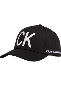 CZAPKA Z DASZKIEM CALVIN KLEIN CKJ68 ze sklepu olika.com.pl w kategorii Czapki z daszkiem męskie - zdjęcie 183858554