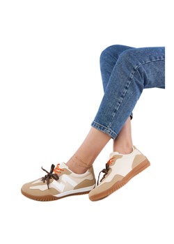Beżowe sneakersy trampki z kolorowymi sznurówkami beżowy ze sklepu ButyModne.pl w kategorii Buty sportowe damskie - zdjęcie 183866523