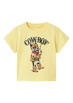 name it Koszulka &quot;Huggi&quot; w kolorze żółtym ze wzorem ze sklepu Limango Polska w kategorii T-shirty chłopięce - zdjęcie 183871181