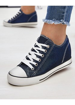 Royalfashion Granatowe damskie trampki na krytym koturnie z błyszczącą nicią Seggat ze sklepu royalfashion.pl w kategorii Trampki damskie - zdjęcie 183871840