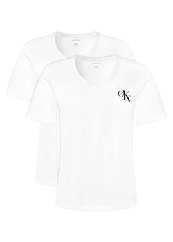 Calvin Klein Jeans Komplet 2 t-shirtów LV047C906G Kolorowy Regular Fit ze sklepu MODIVO w kategorii Bluzki damskie - zdjęcie 183874610