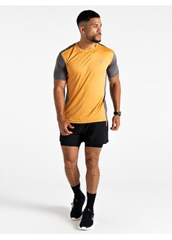 Dare 2b Koszulka funkcyjna &quot;Discernible III&quot; w kolorze żółto-szarym ze sklepu Limango Polska w kategorii T-shirty męskie - zdjęcie 183878154