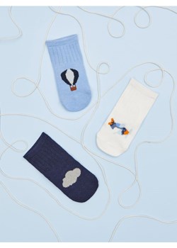 Sinsay - Skarpetki niemowlęce 3 pack - wielobarwny ze sklepu Sinsay w kategorii Skarpetki dziecięce - zdjęcie 183892023