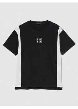 Sisley Koszulka w kolorze czarnym ze sklepu Limango Polska w kategorii T-shirty chłopięce - zdjęcie 183893382
