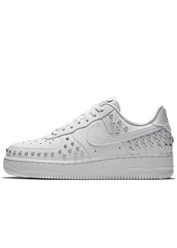 Buty damskie Nike Air Force 1 '07 XX Studded AR0639-100 - białe ze sklepu streetstyle24.pl w kategorii Buty sportowe damskie - zdjęcie 183897940