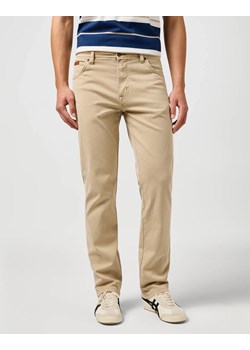 MESKIE SPODNIE WRANGLER TEXAS TIMBERWOLF 112362481 ze sklepu YouNeedit.pl w kategorii Spodnie męskie - zdjęcie 183902454